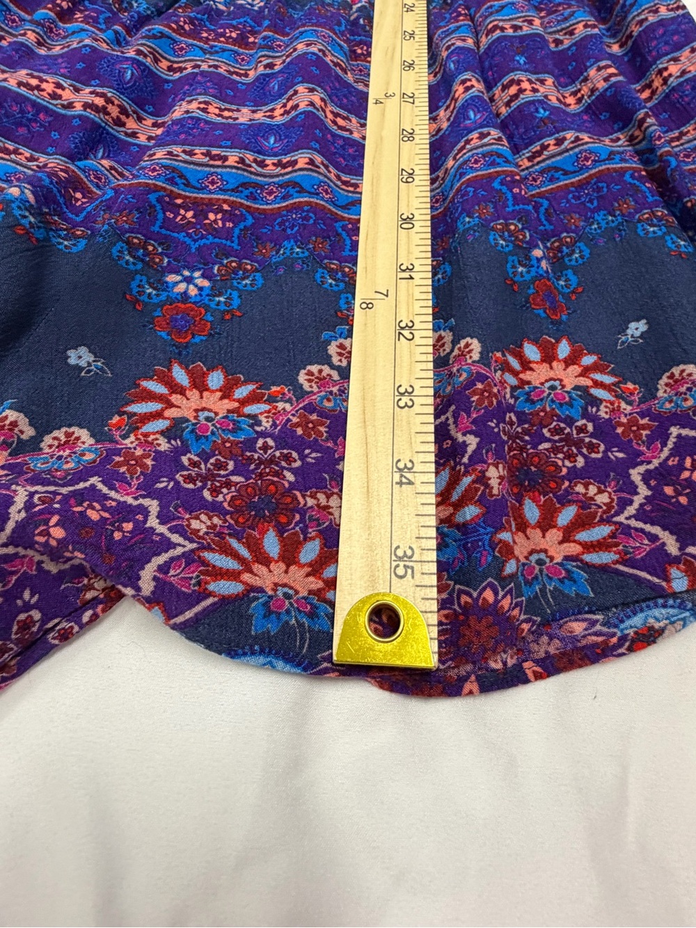 American Eagle Outfitters Blue Boho Floral Surplice Romper Women’s Large NWT - Picture 9 of 9